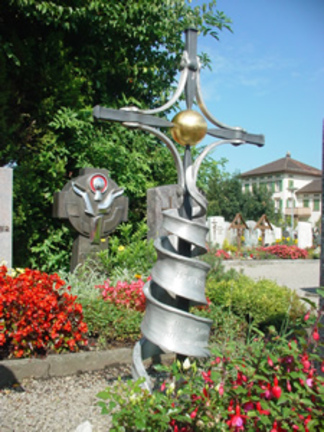 Grabkreuze aus Metall - Kunstschmiede Appenzell 