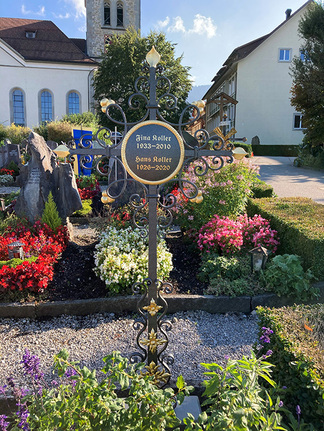 Grabkreuze geschmiedet - Kunstschmiede Appenzell